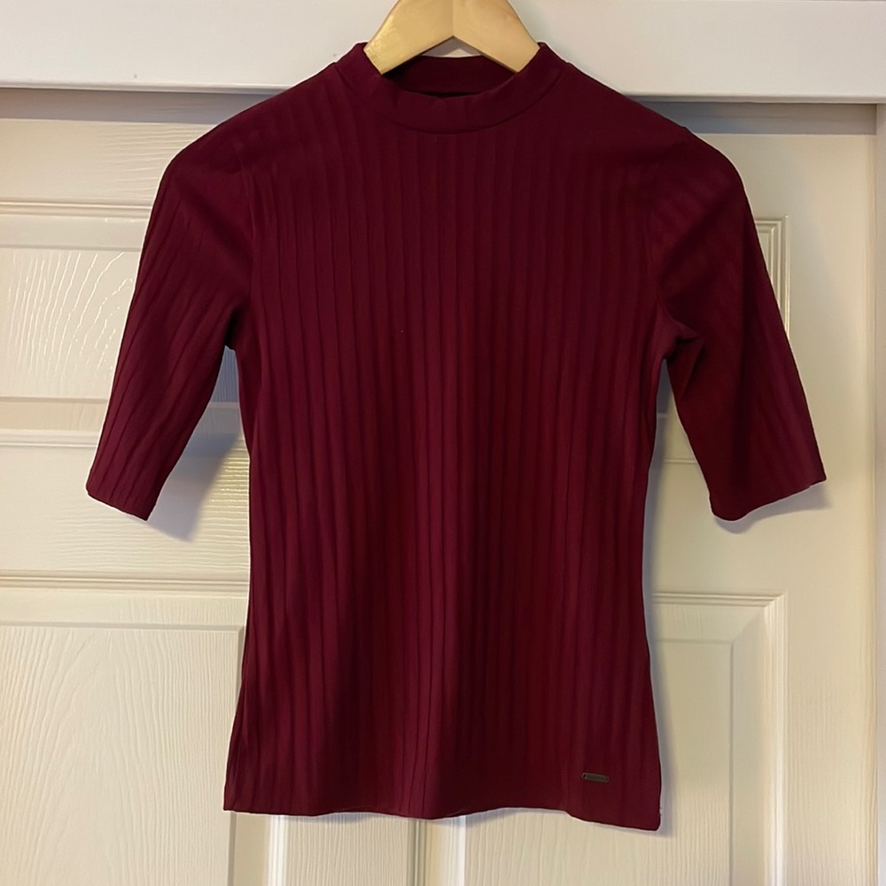 Red Mock Neck | Size S